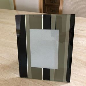 Like-New Melannco Striped Glass Picture Frame- 4x6
